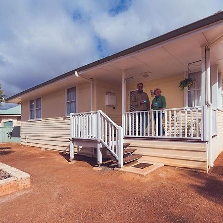 The Cottage - Wave Rock Short Stay Hyden Exterior foto